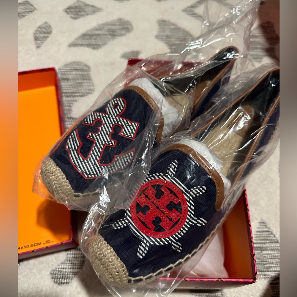 NWT Tory Burch espadrilles Sz 10